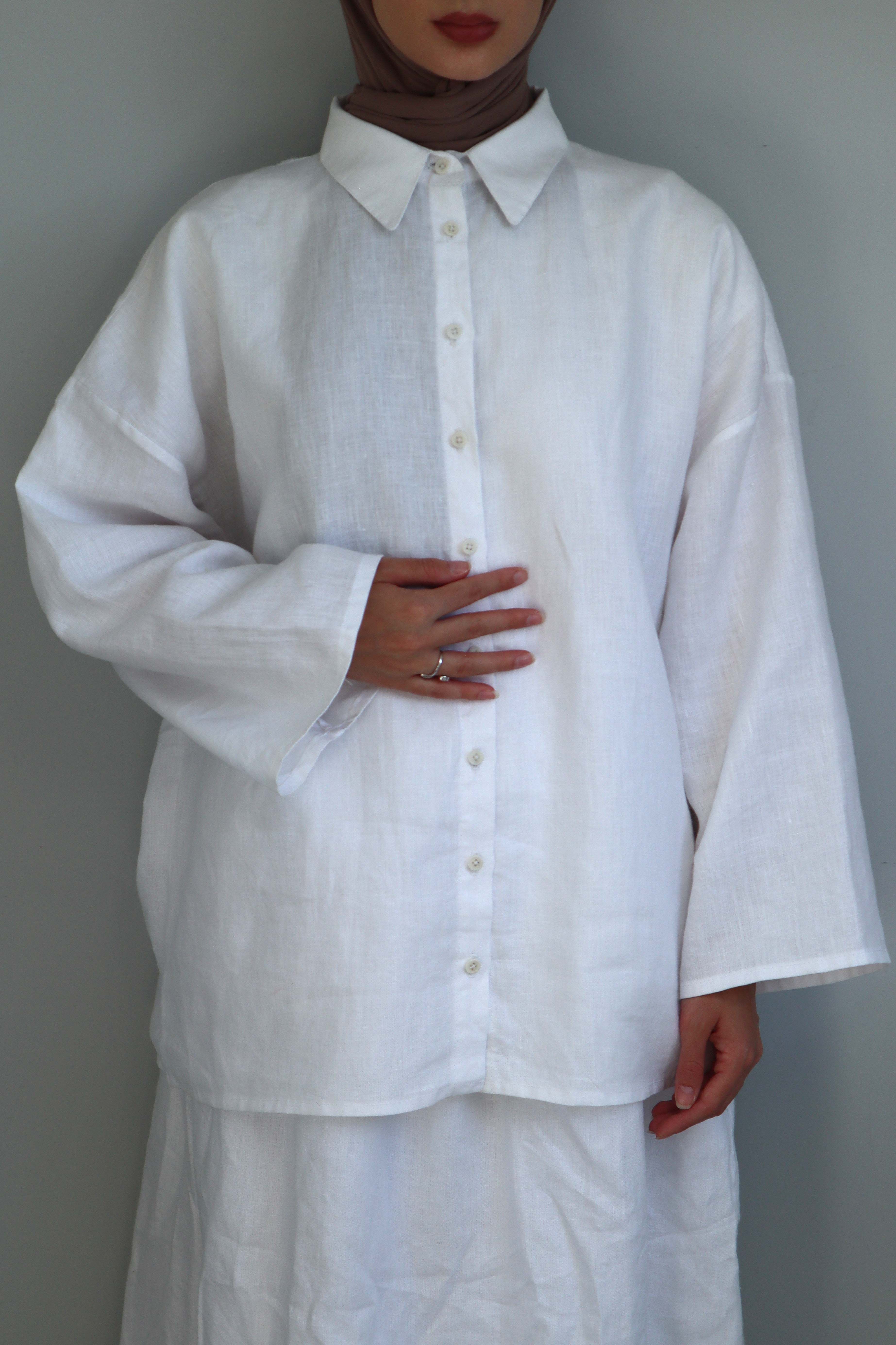 The Essential Linen Shirt - White